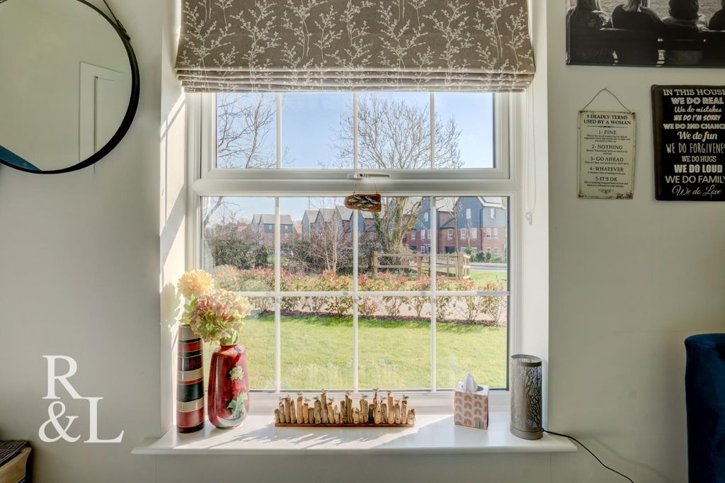 Property photo 2 of 50 39 Summers (39).Jpg