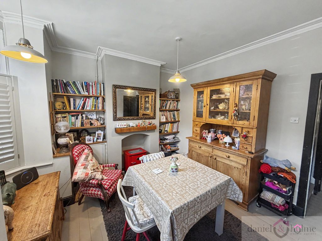 Property photo 3 of 24 Img_0889