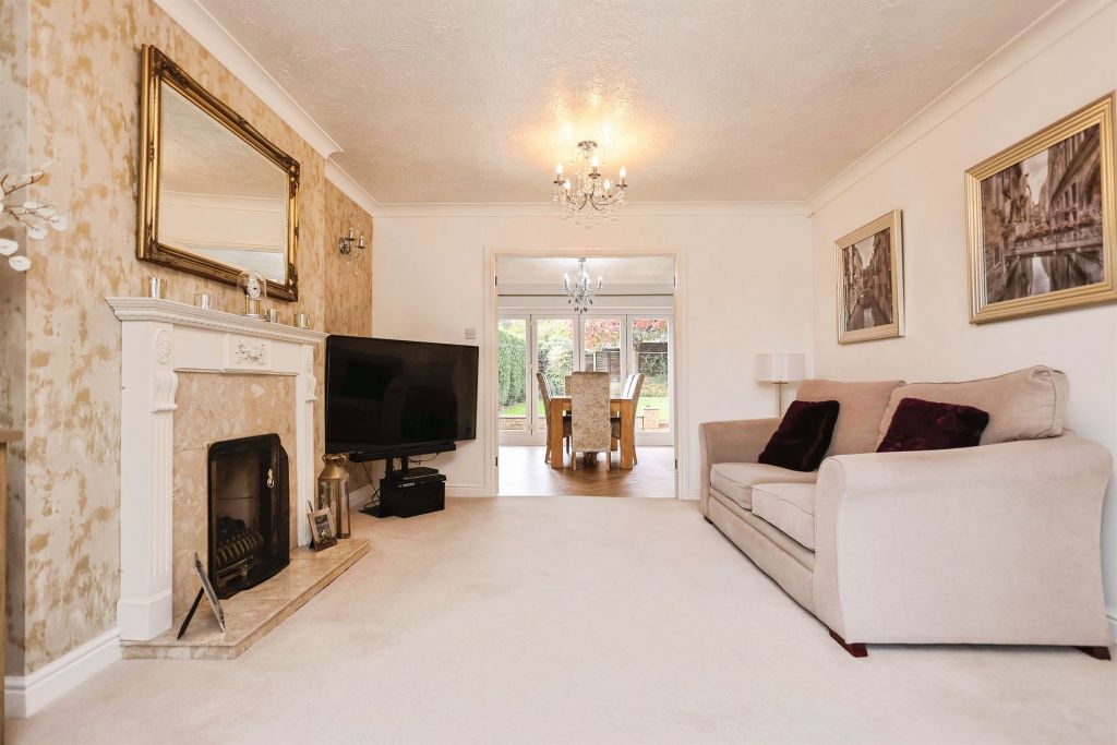 Property photo 2 of 25