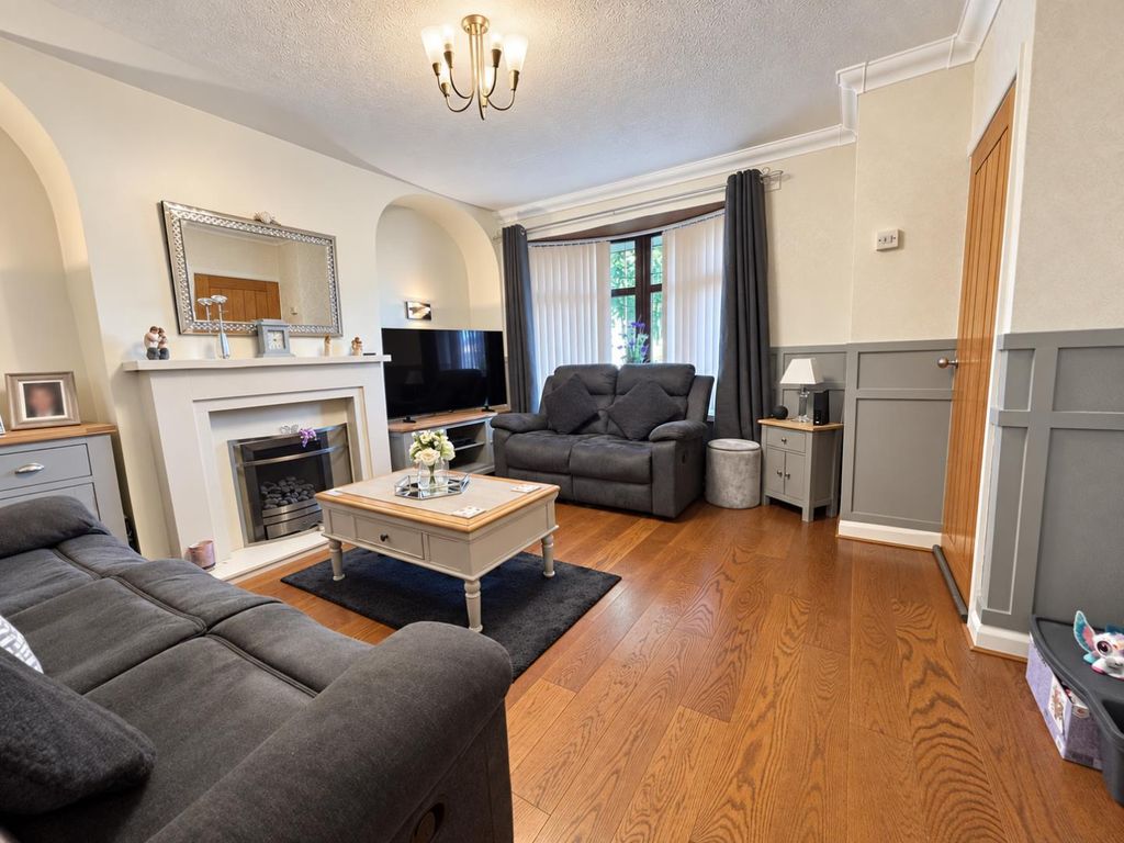 Property photo 2 of 20 09393c37-6Edd-4188-9736-dcc8E4A80Bb0.Png