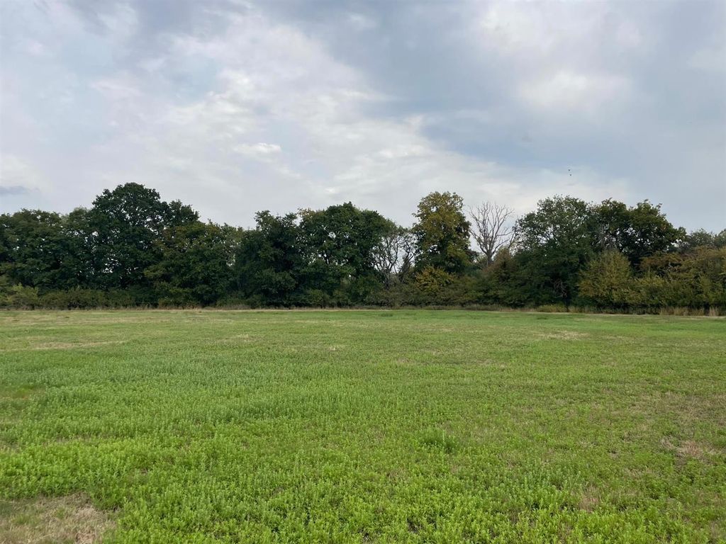 Property photo 1 of 8 Land At Woodlands