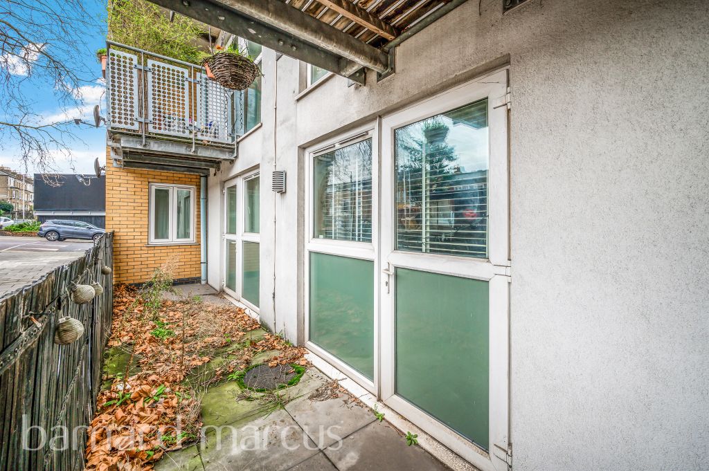 Property photo 3 of 6