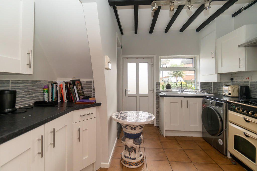 Property photo 3 of 10 Picture No. 05