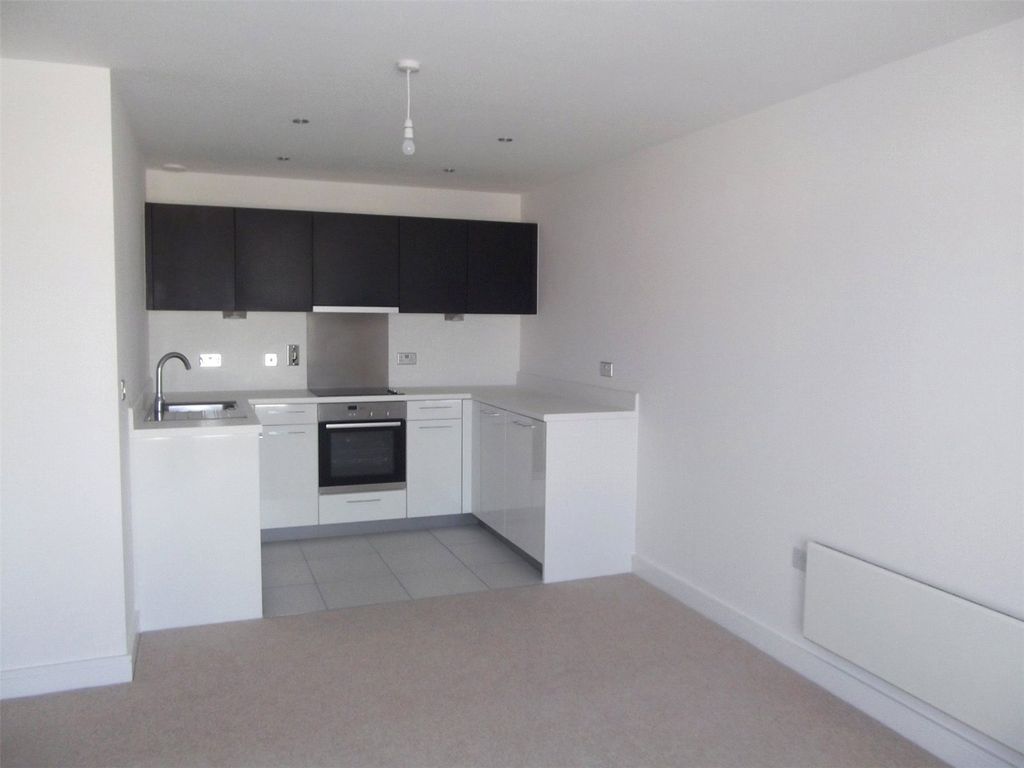 Property photo 2 of 5 Picture No. 05