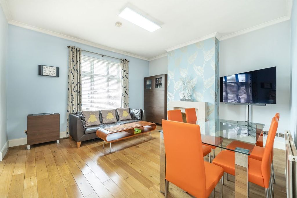 Property photo 1 of 7