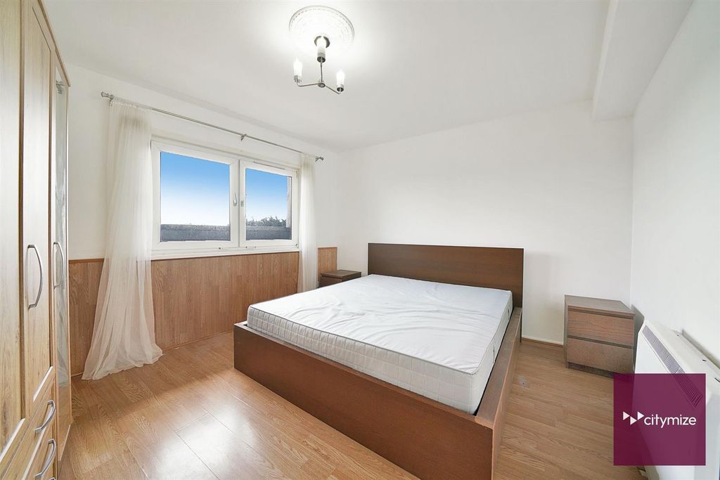 Property photo 3 of 13 Master Bedroom