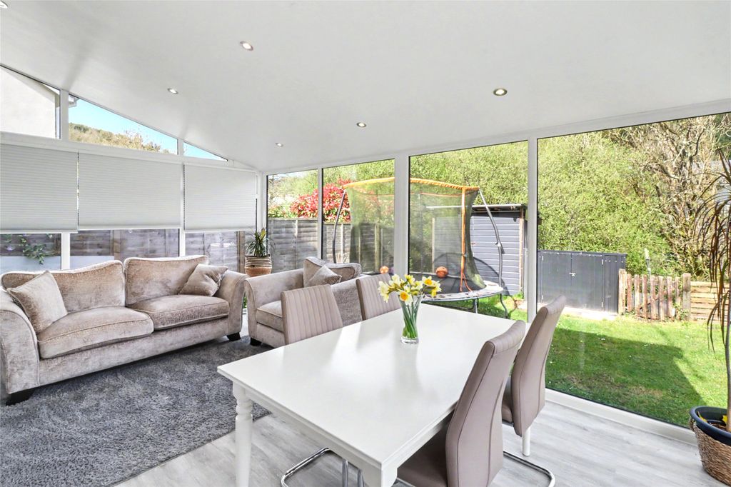 Property photo 2 of 17 2 - Picture No. 13