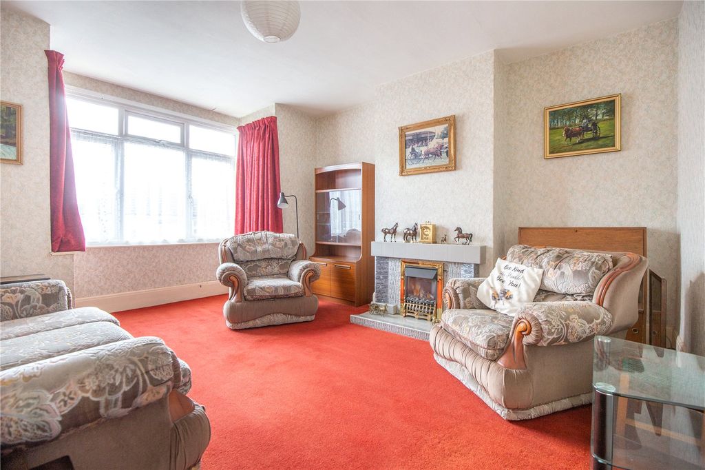 Property photo 3 of 17 Picture No. 07