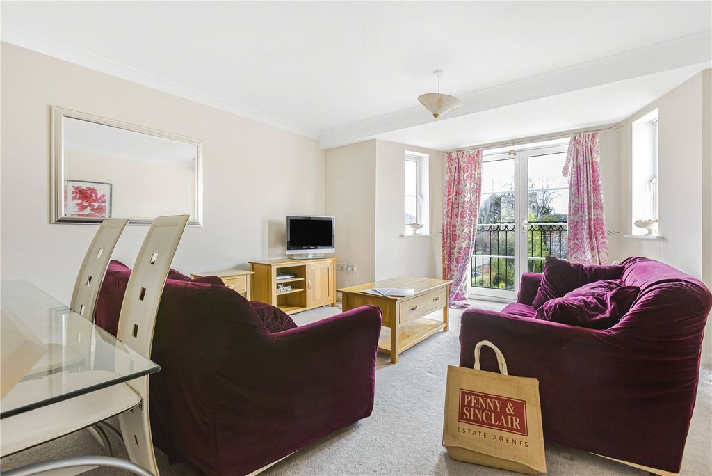 Property photo 1 of 18 Picture No. 25