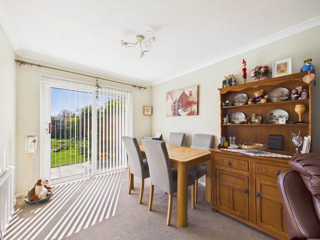 Property photo 3 of 23