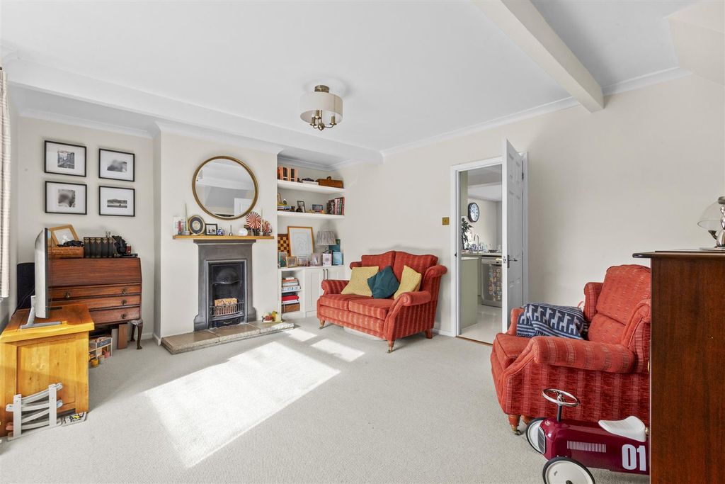 Property photo 2 of 15