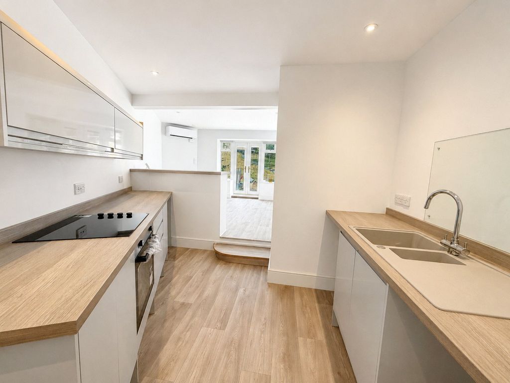 Property photo 2 of 15 Picture No. 09