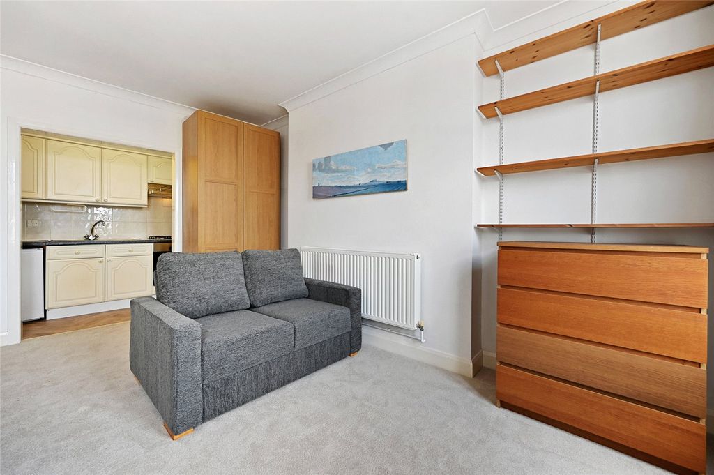 Property photo 3 of 7 Picture No. 08