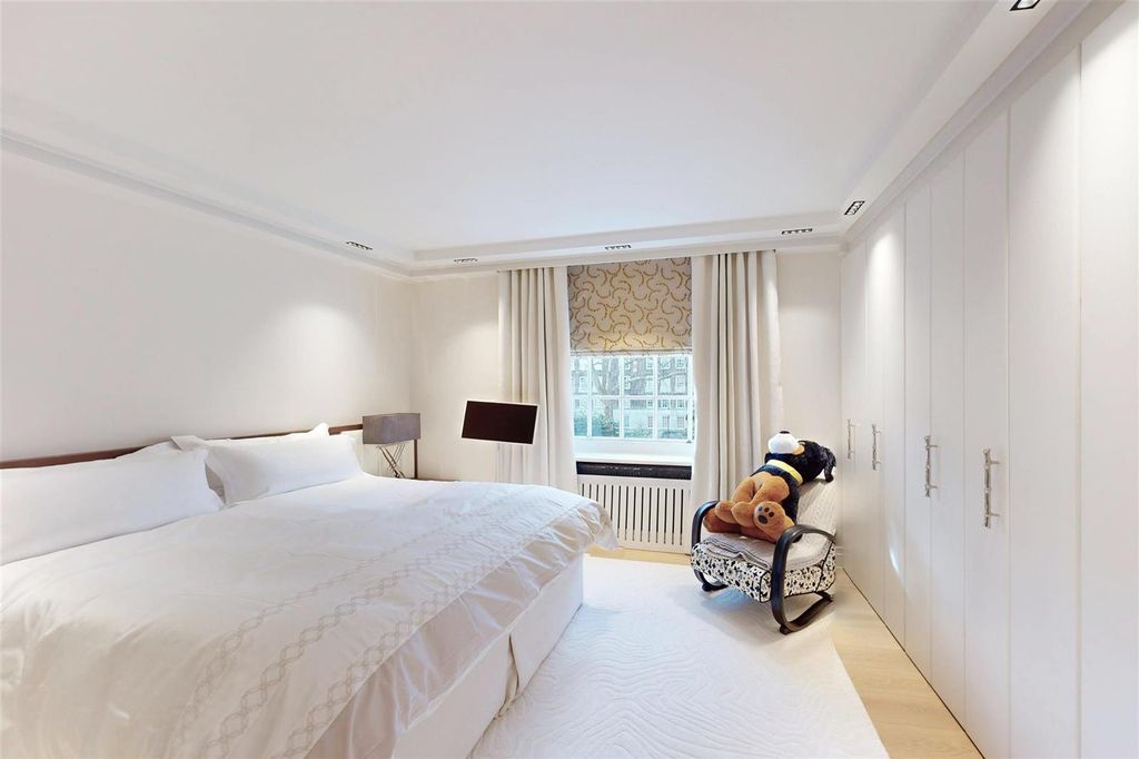 Property photo 3 of 4 Photo 2