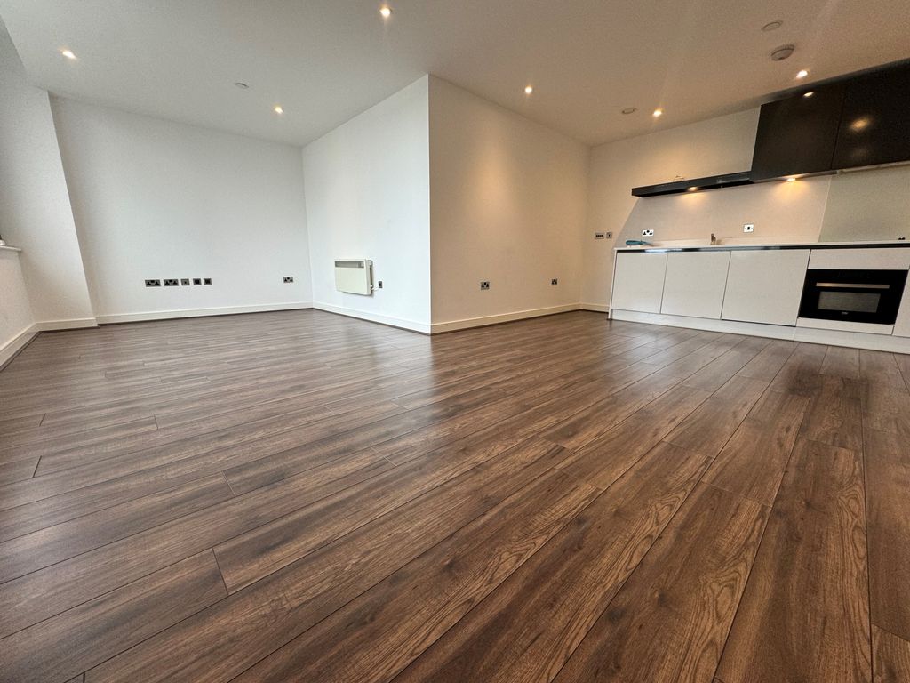 Property photo 2 of 12 Lounge Kitchen Area