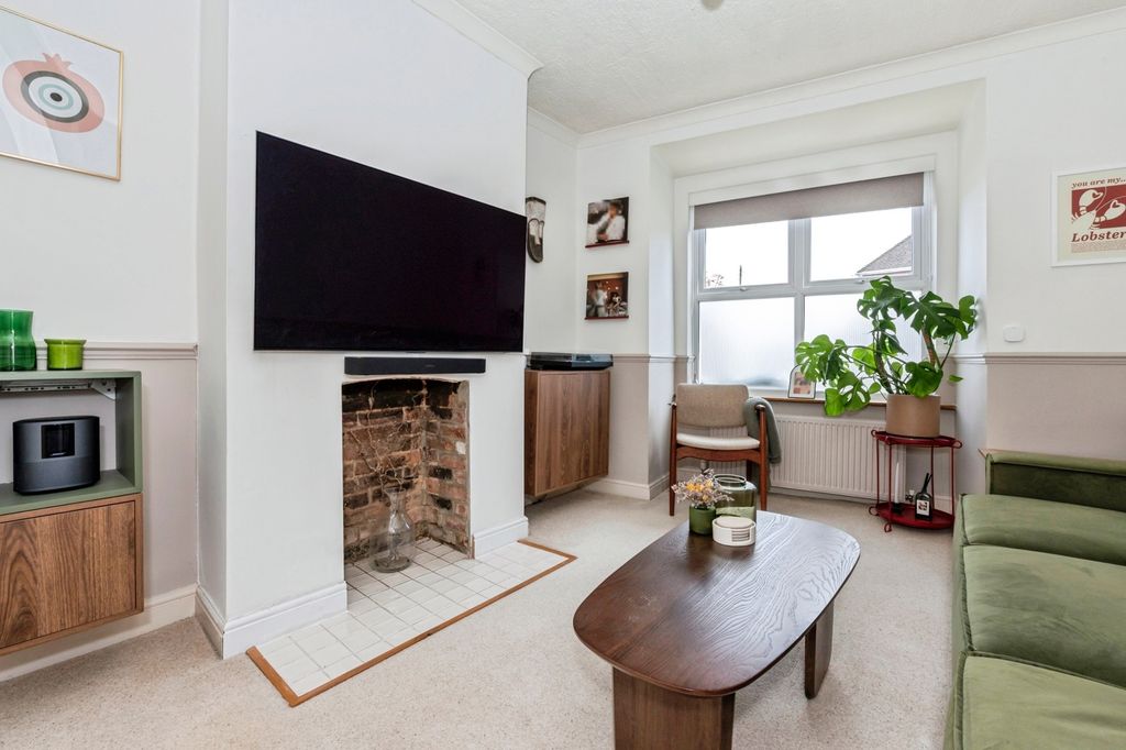 Property photo 3 of 14 Pbox-Img.Jpg