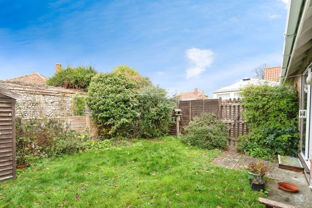 Property photo 3 of 16