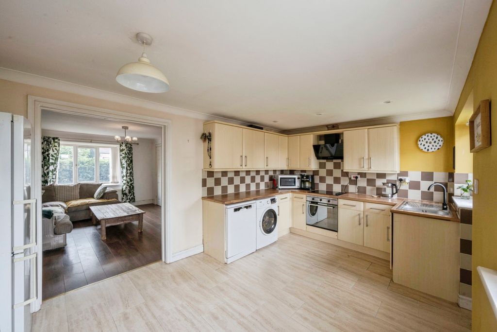 Property photo 2 of 13 Kitchen/Diner