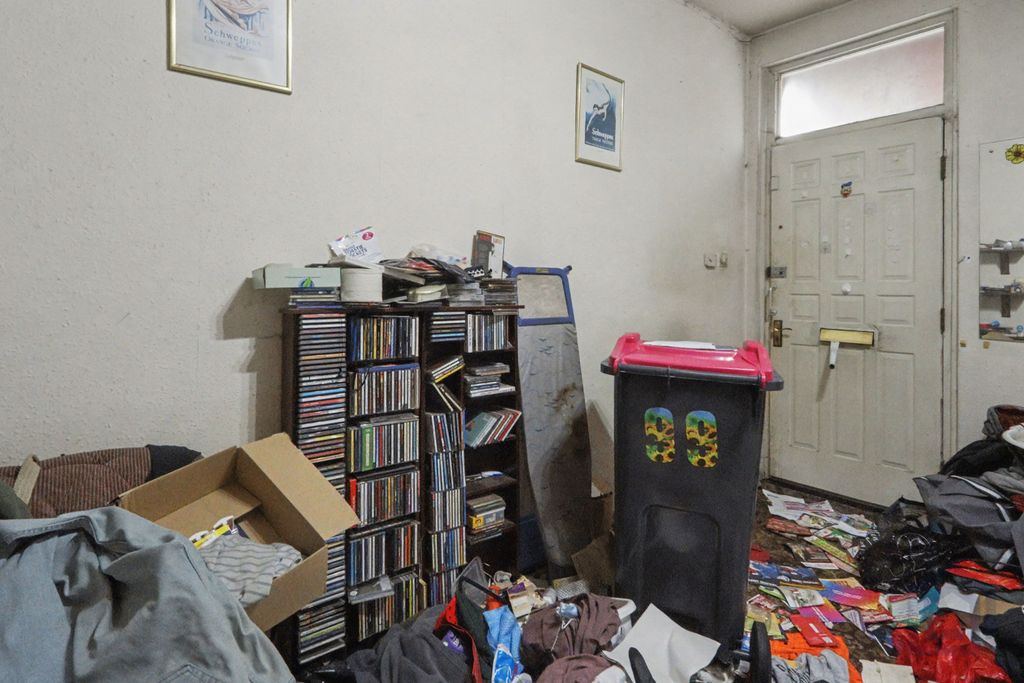 Property photo 3 of 14