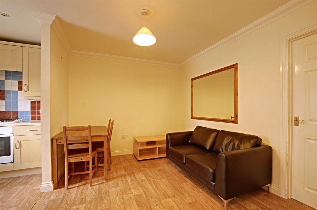 Property photo 3 of 3