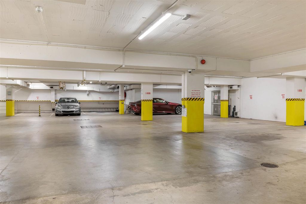 Property photo 1 of 3