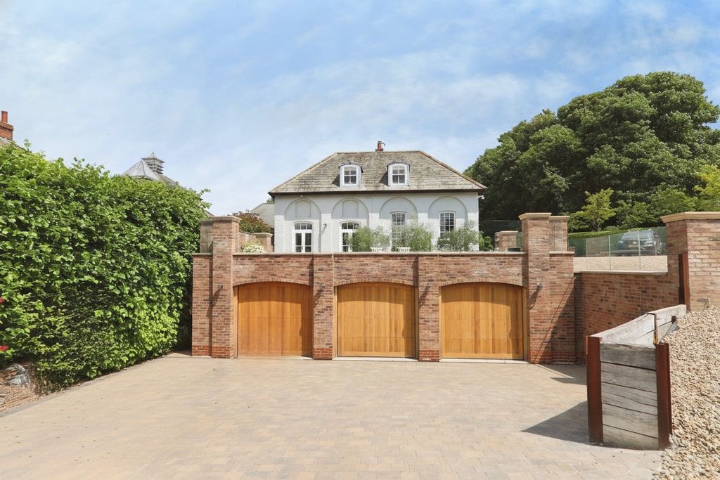 Property photo 1 of 45 4273242