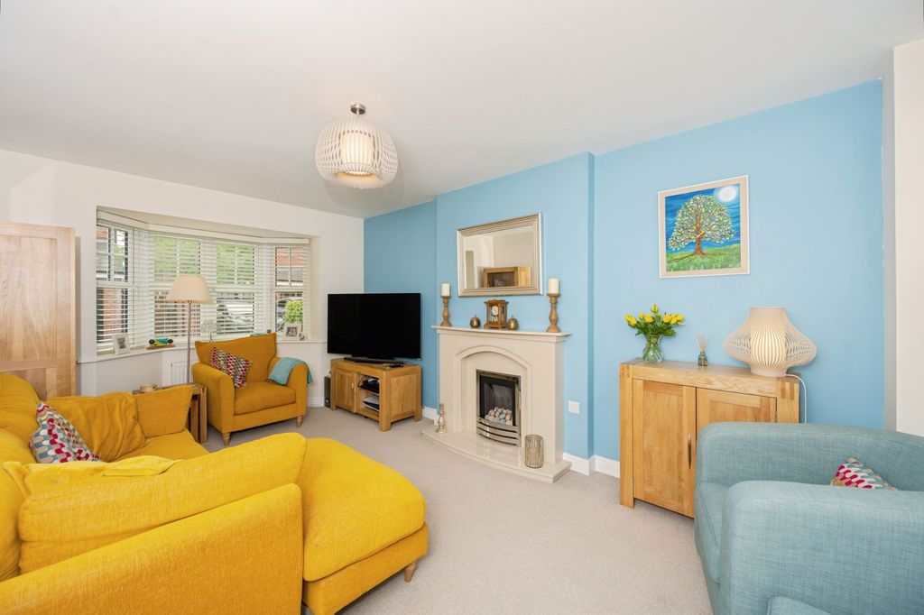 Property photo 2 of 15