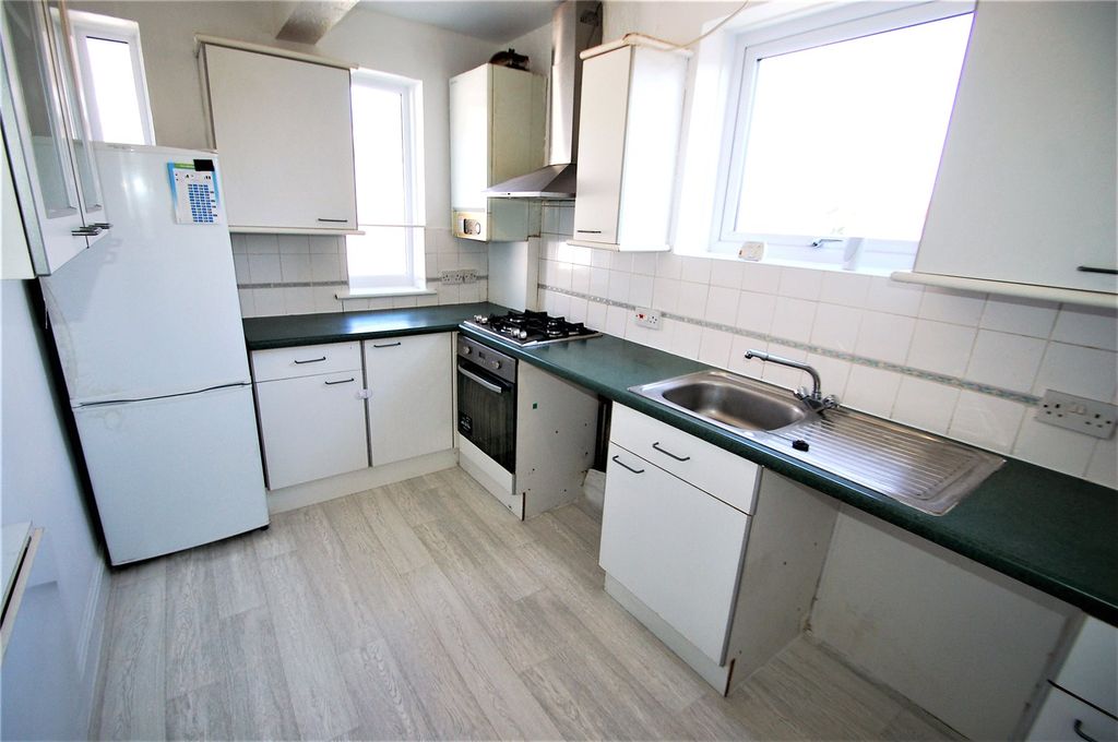 Property photo 1 of 10 Picture No. 05