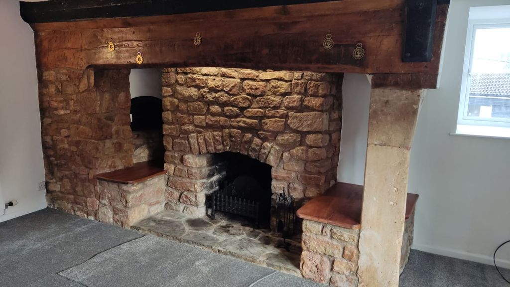 Property photo 2 of 11