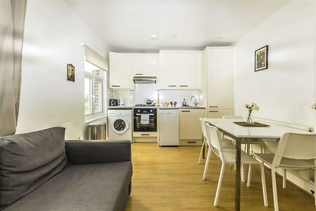 Property photo 1 of 4