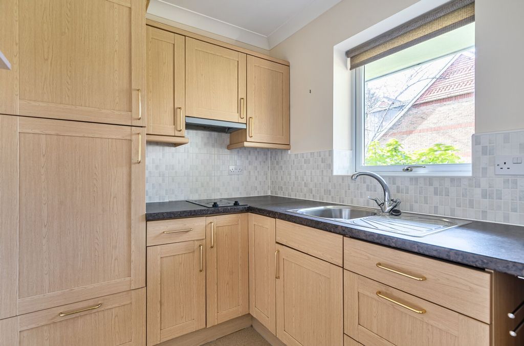 Property photo 3 of 16