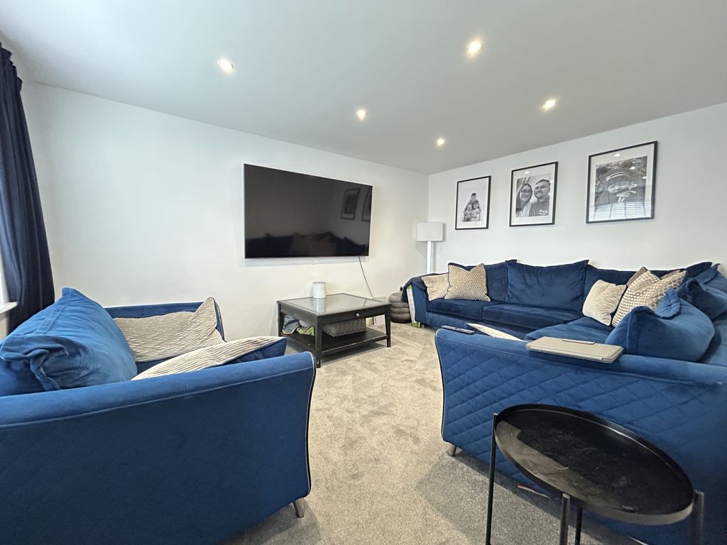 Property photo 2 of 16 Img_7234