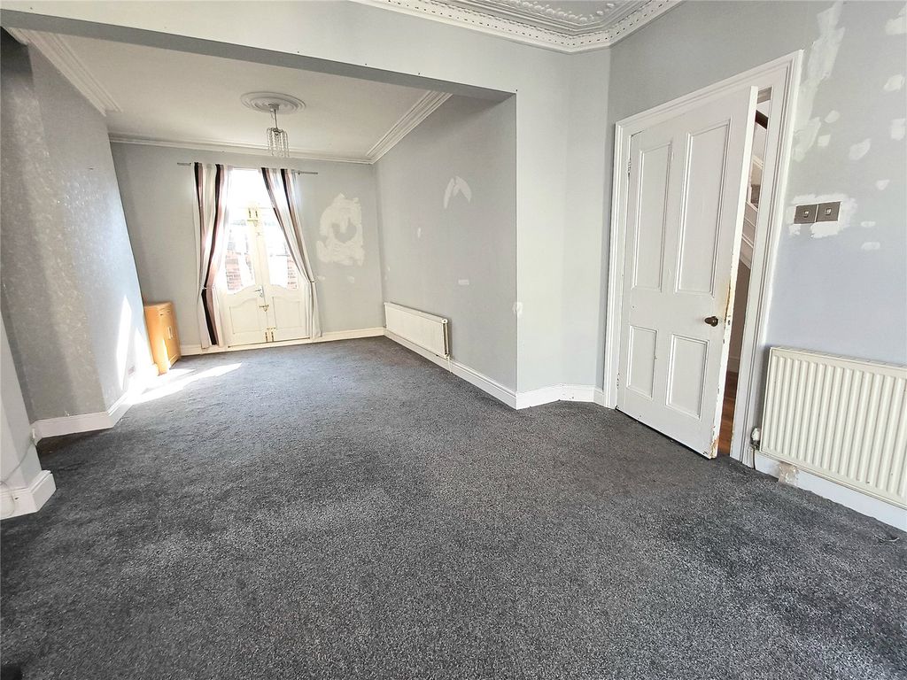 Property photo 3 of 9 Picture No. 06