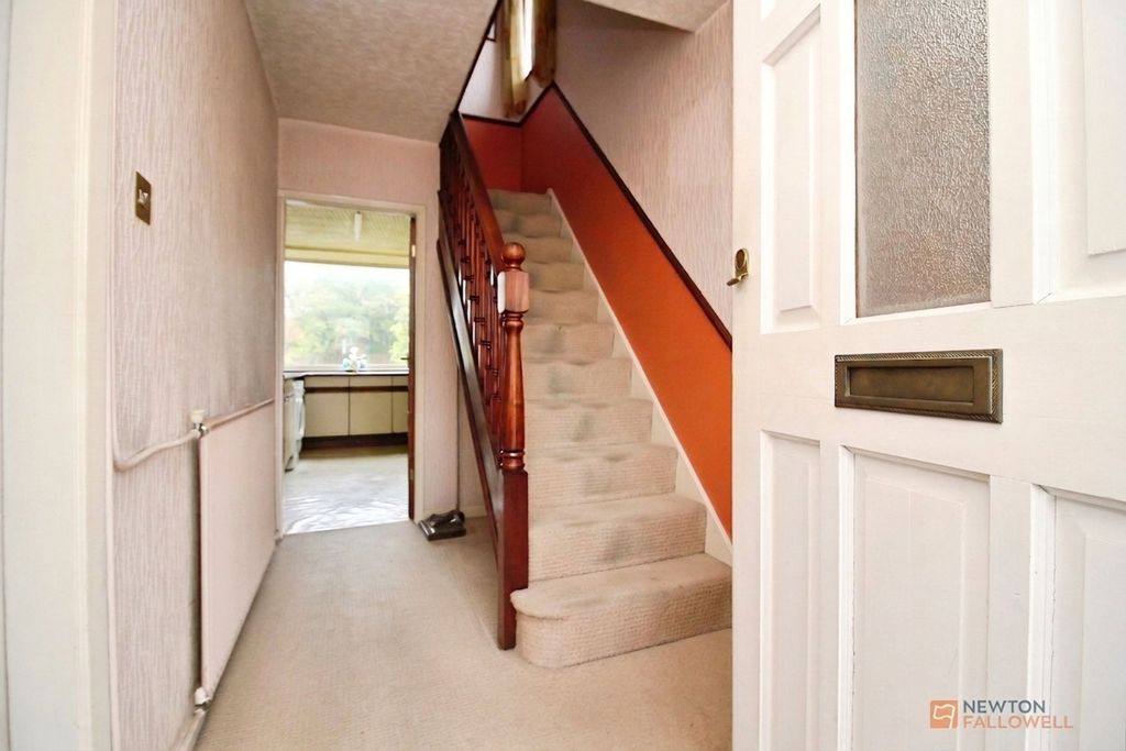 Property photo 3 of 23