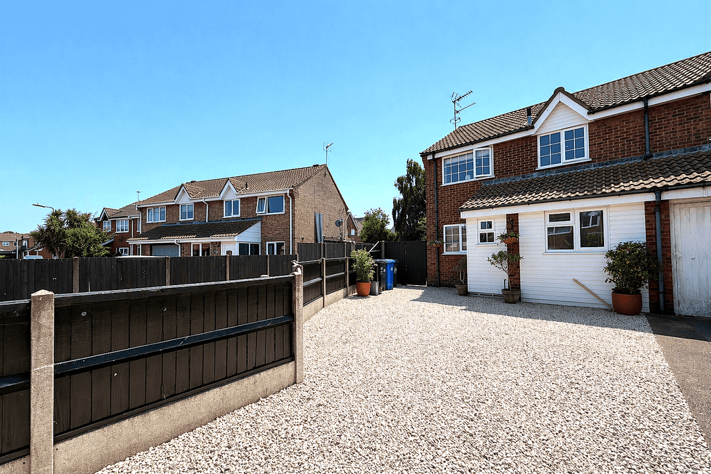 Property photo 1 of 17 Teesdale, Carlton Colville, Nr33 Draft