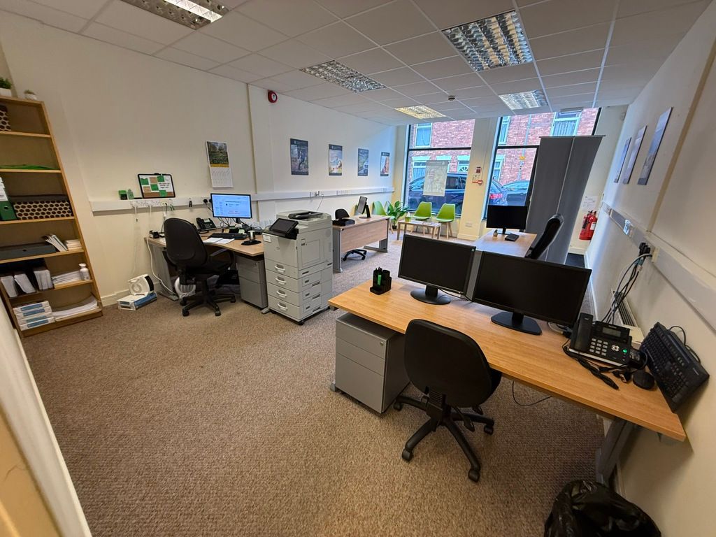 Property photo 2 of 7 Photo 6