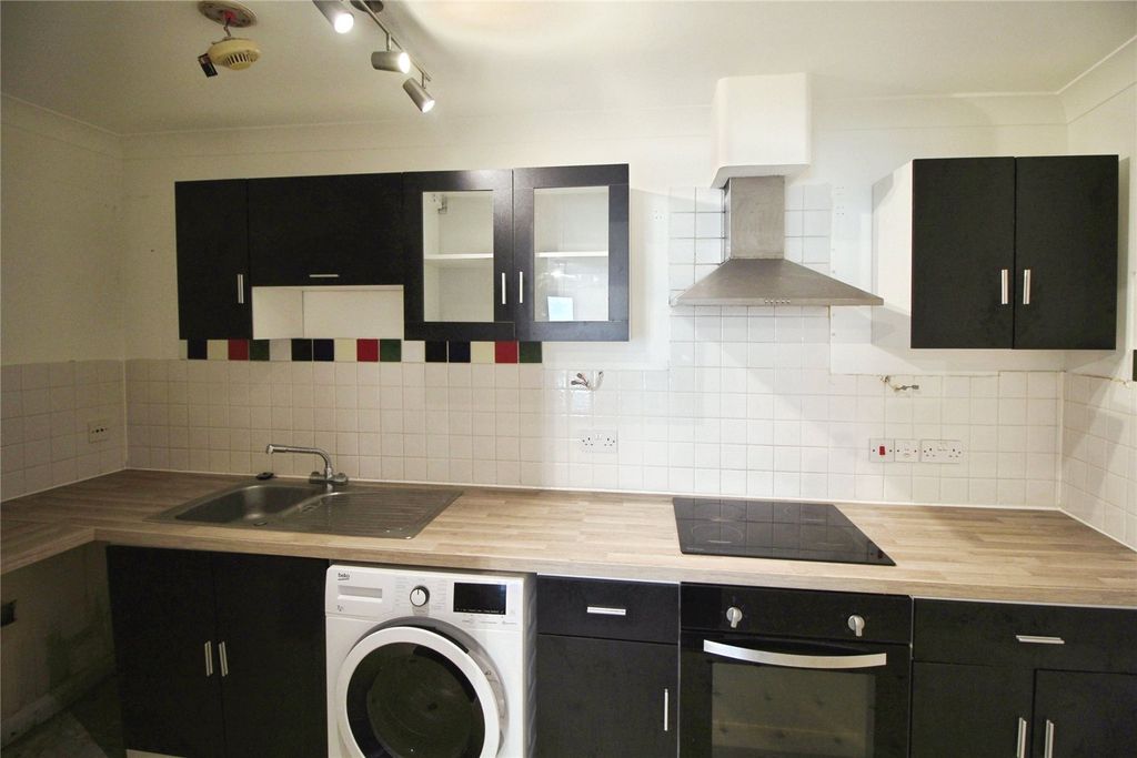 Property photo 3 of 9 Picture No. 09
