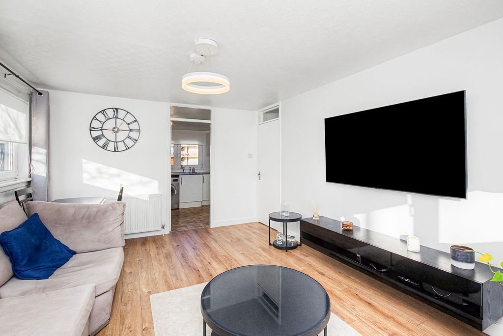 Property photo 3 of 12 Property Image 3