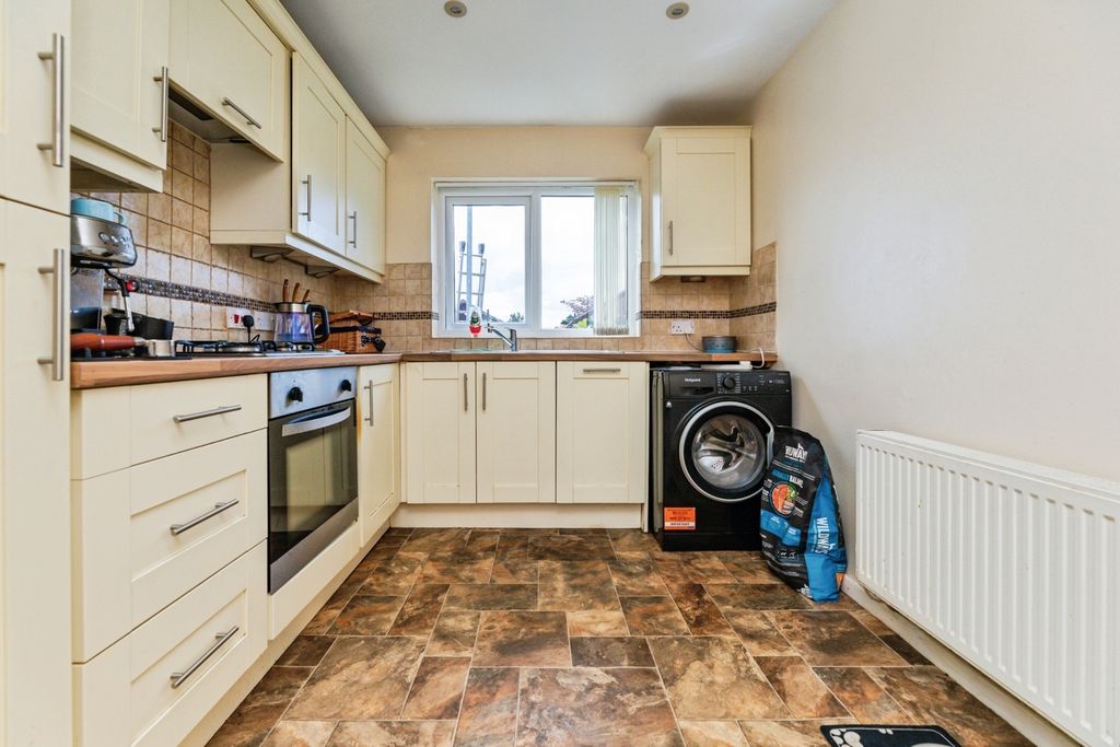 Property photo 2 of 19 Pbox-Img.Jpg