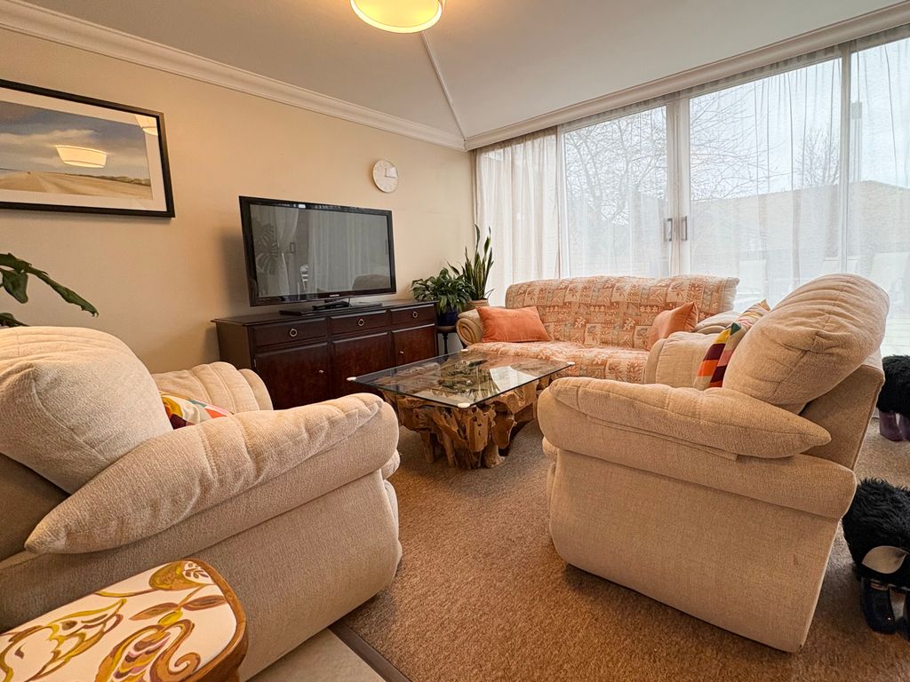 Property photo 3 of 7 View