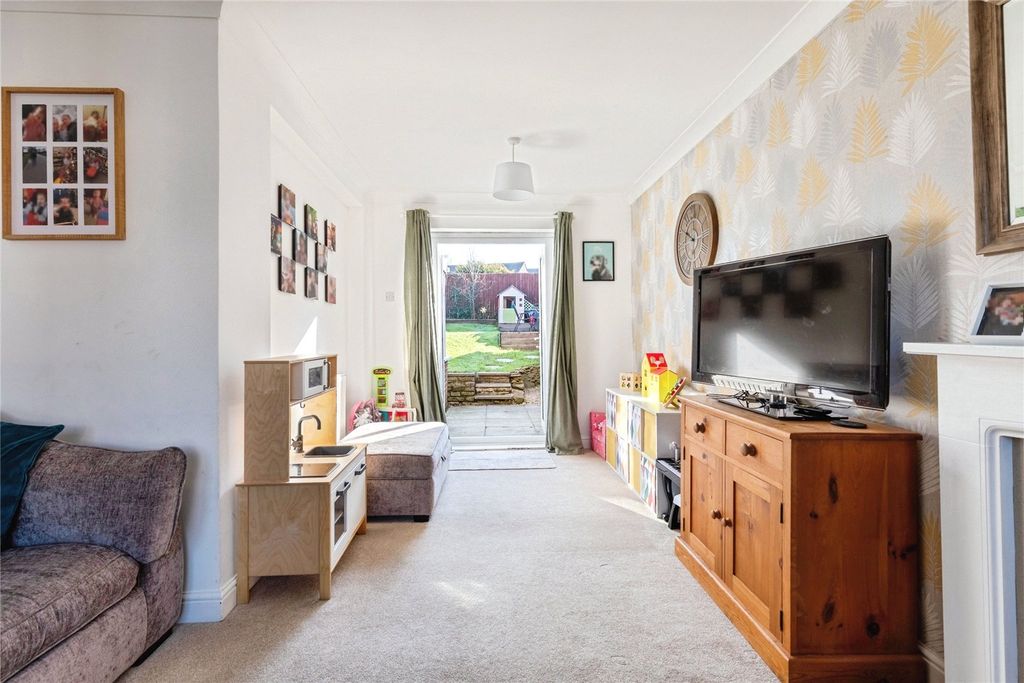 Property photo 3 of 18 Picture No. 04