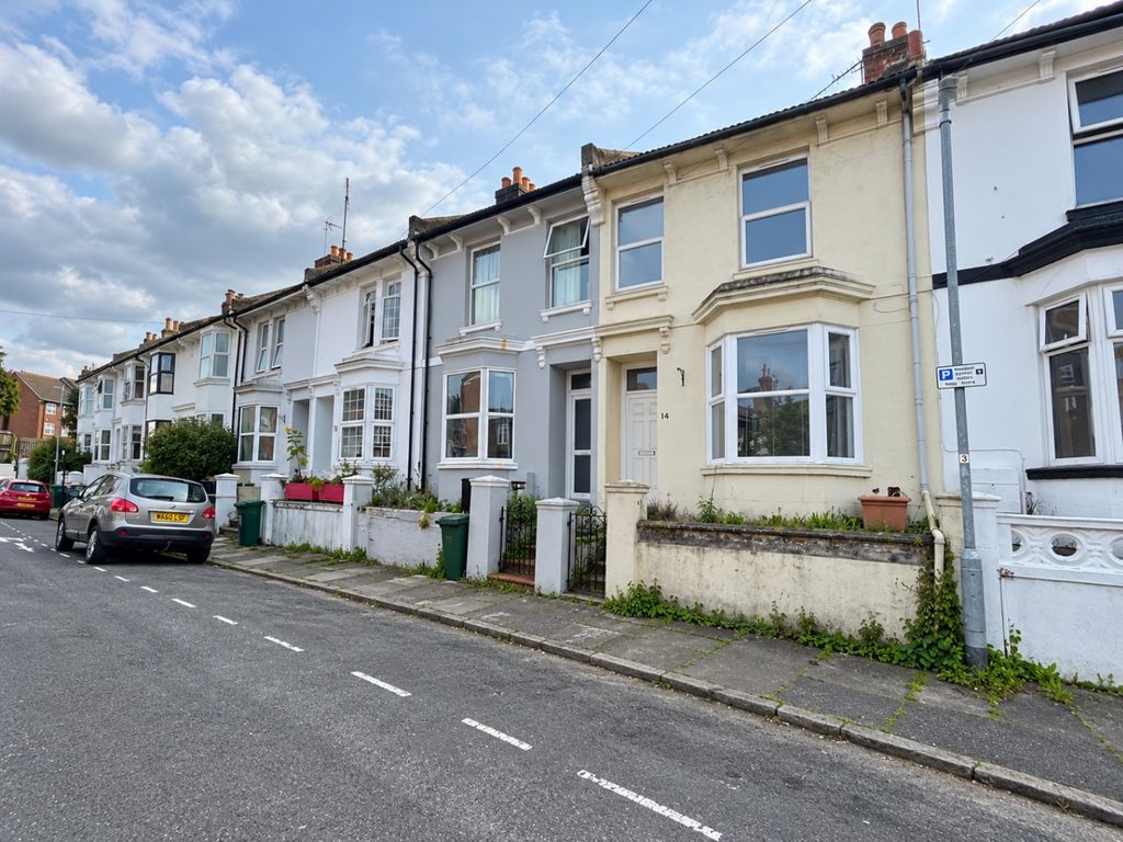 Property photo 2 of 16 4624161