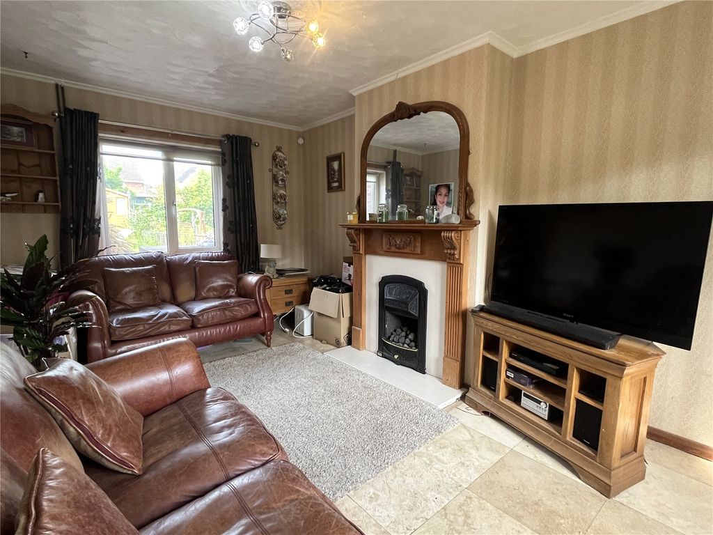 Property photo 2 of 15 Picture No. 08