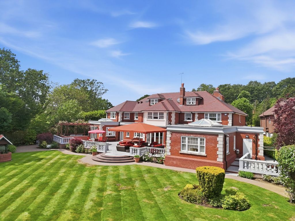 Additional image 52 of 5 bed detached house for saleWambrook Close, Hutton Mount, Brentwood CM13