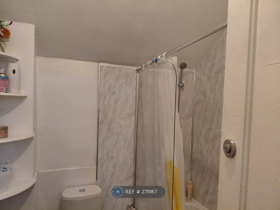 Property photo 2 of 3