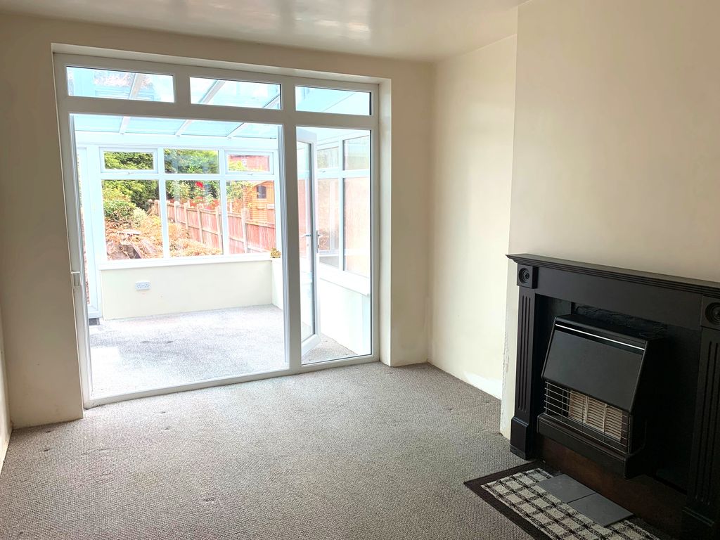 Property photo 3 of 14 W2