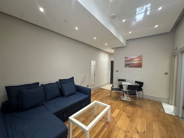Property photo 3 of 6