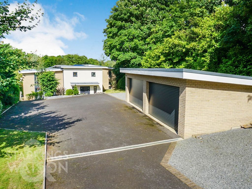 Property photo 1 of 47