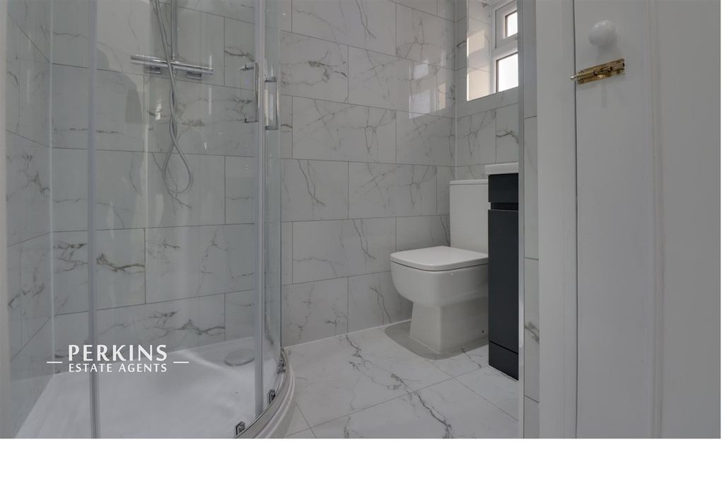Property photo 3 of 5 Bathroom 2.Jpg