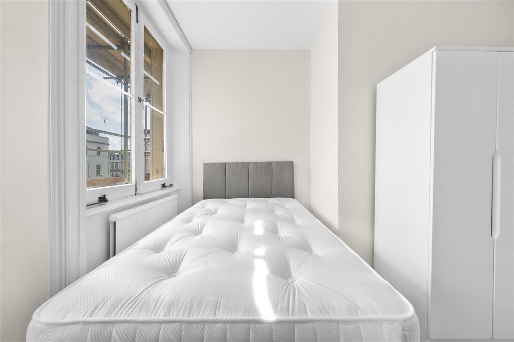 Property photo 3 of 6 Dsc02563.Jpg